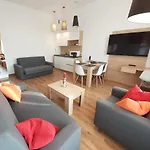 Old Town Apartments - Bosacka B18