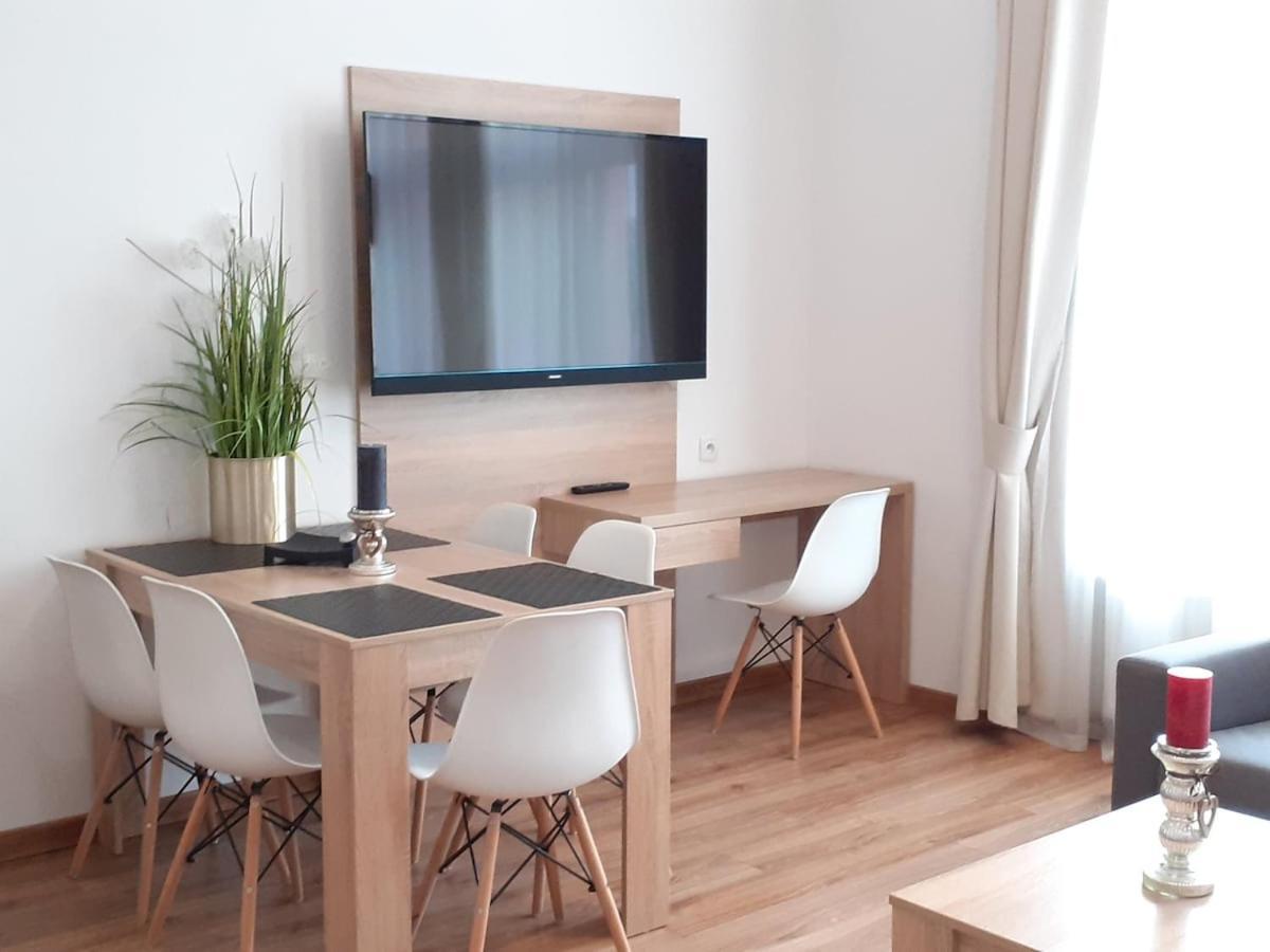 Apartment Old Town - Bosacka B18